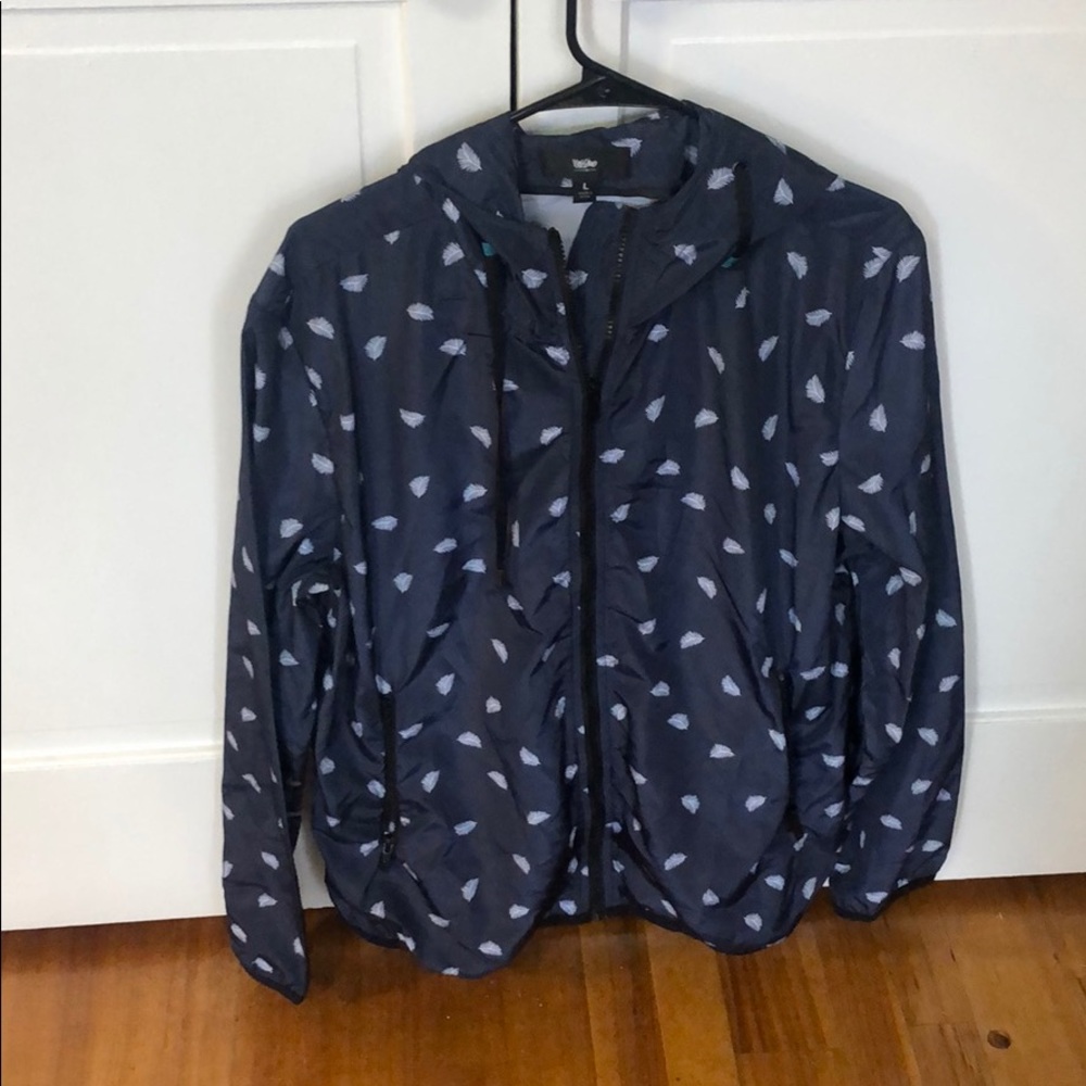 Feather print windbreaker